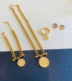 CHANEL SET - (GOLD)