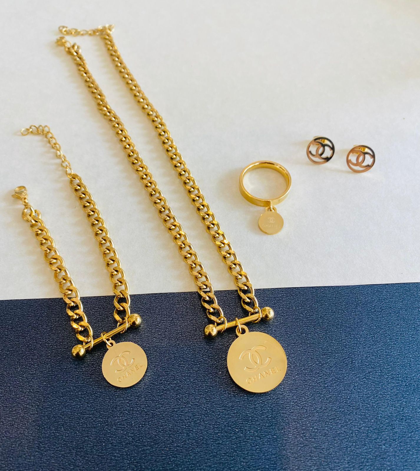 CHANEL SET - (GOLD)