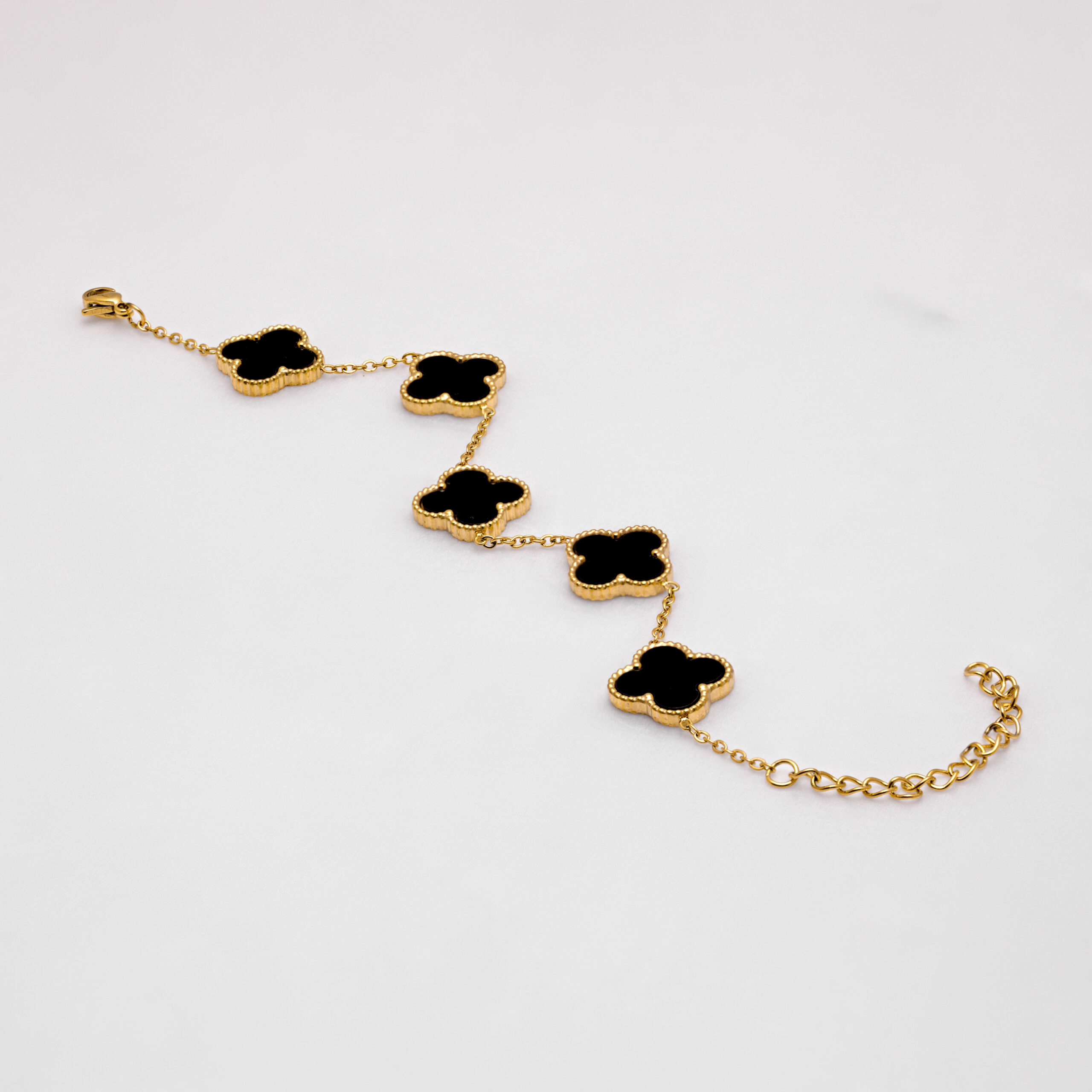 05 CLOVER BRACELET (GOLD) BLACK