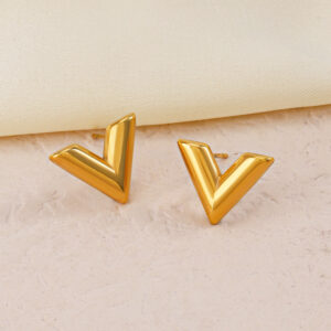 ESSENTIAL V EARRINGS - GOLD