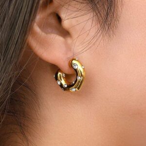 MOI ZIRCONIA EARRINGS