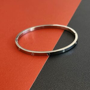 THE LOVE BANGLE –  4MM WHITE GOLD